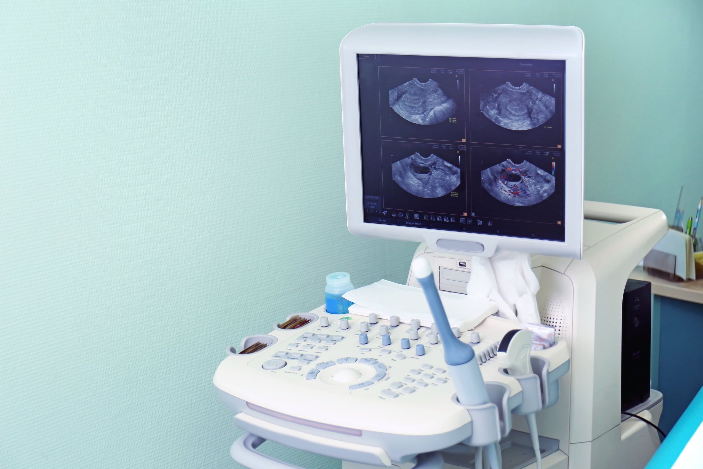 Uso del Ecógrafo en el entorno médico